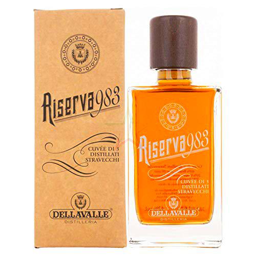 Dellavalle Grappa Riserva 983 42% - 700 ml in Giftbox