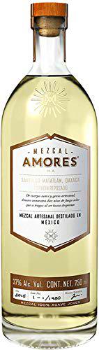 Mezcal Amores Mezcal - 700 ml